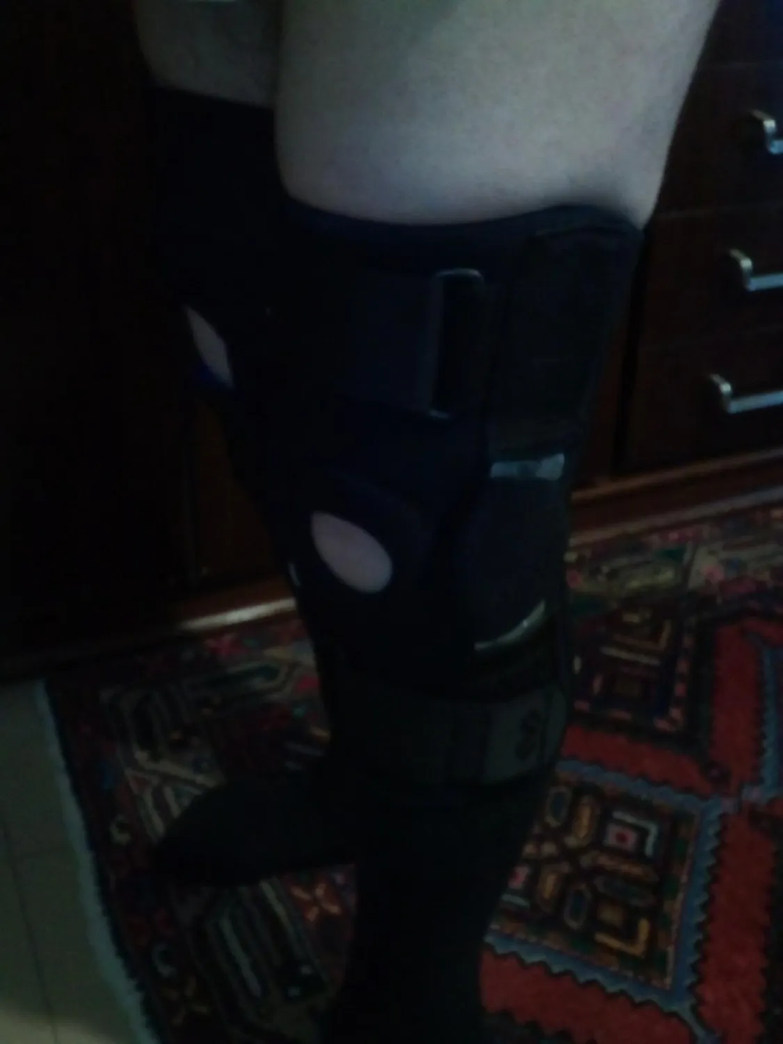 McDavid 422R tutore ginocchio L rotula compressione termica