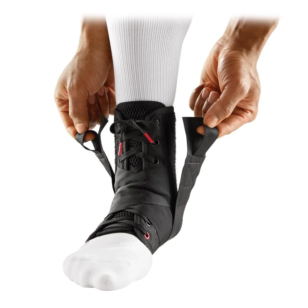 McDavid 195 cavigliera con lacci e fasce nero stabilizzante