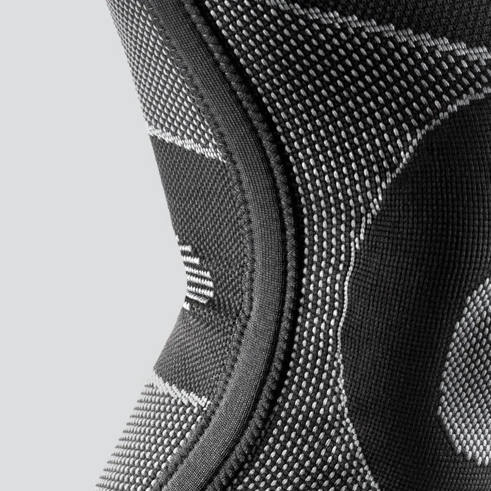 McDavid 5116 ginocchiera elastica nera con gel