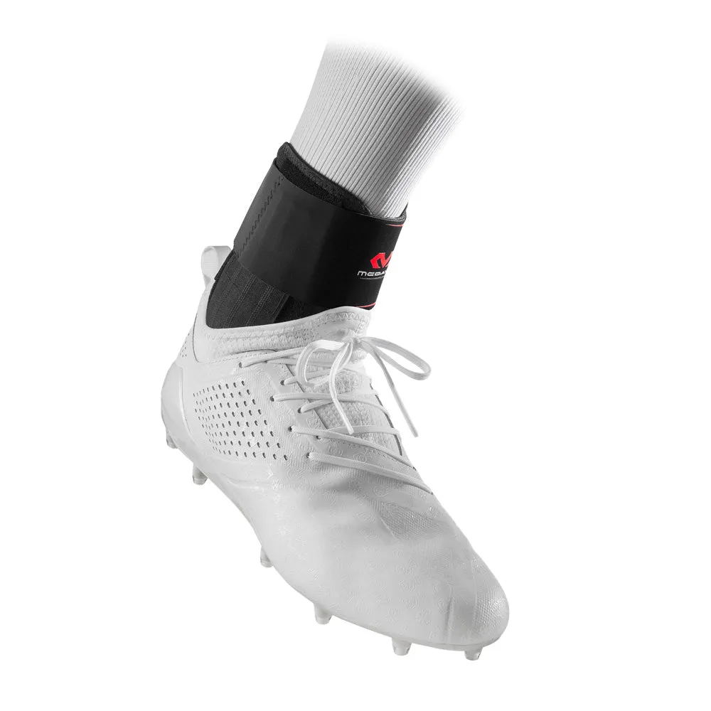 McDavid Stealth Cleat 4311 cavigliera calcio nera